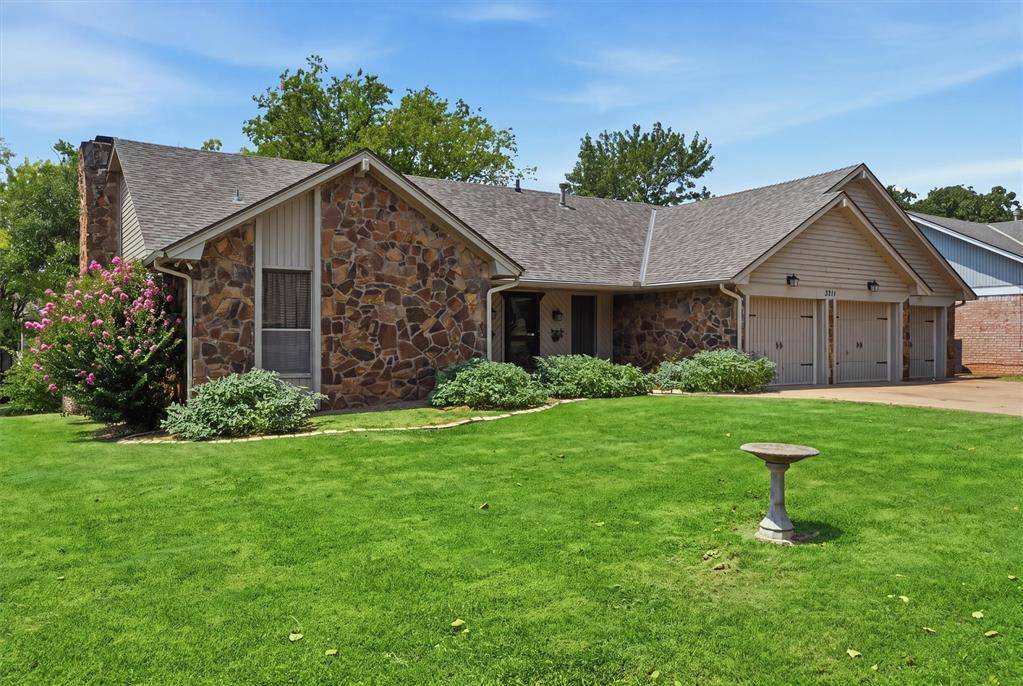 3711 Marked Tree DR, Edmond, OK 73013