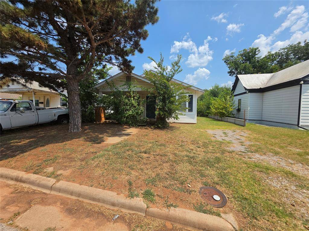 423 N Roosevelt AVE, Shawnee, OK 74801