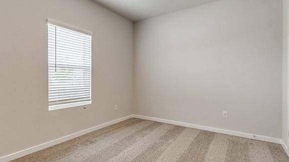 7709 Three Woods LN, Yukon, OK 73099