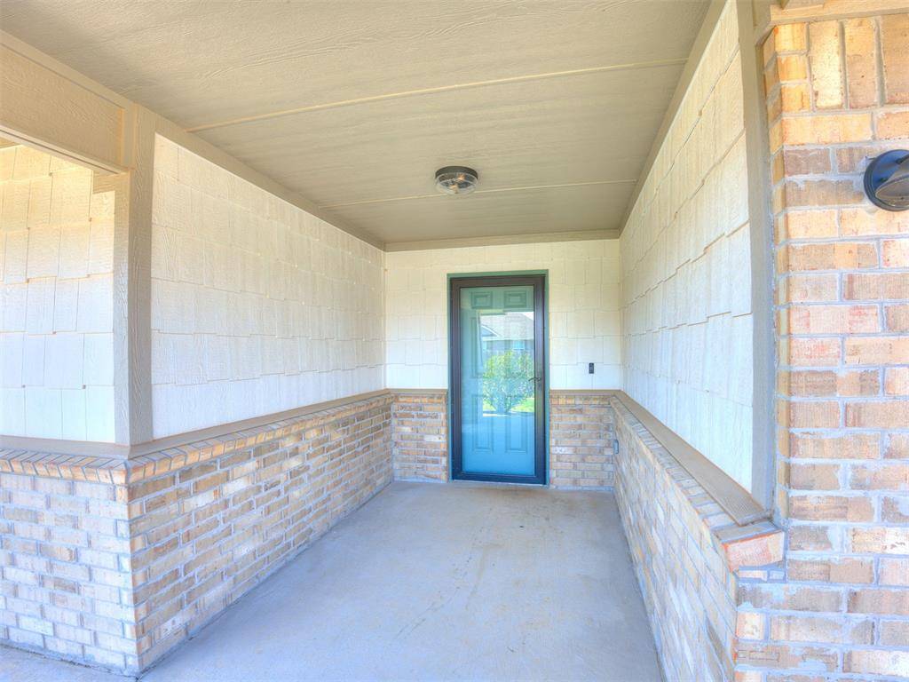 11112 SW 36th ST, Yukon, OK 73099