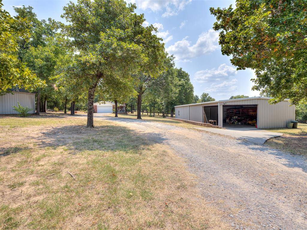 19200 Meador LN, Harrah, OK 73045