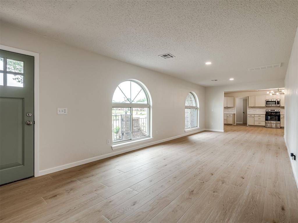 1320 Lowrie LN, Oklahoma City, OK 73159
