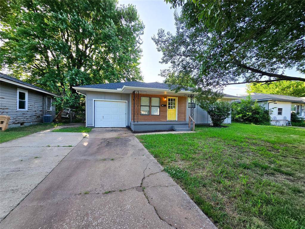 1413 N Sherry LN, Shawnee, OK 74801