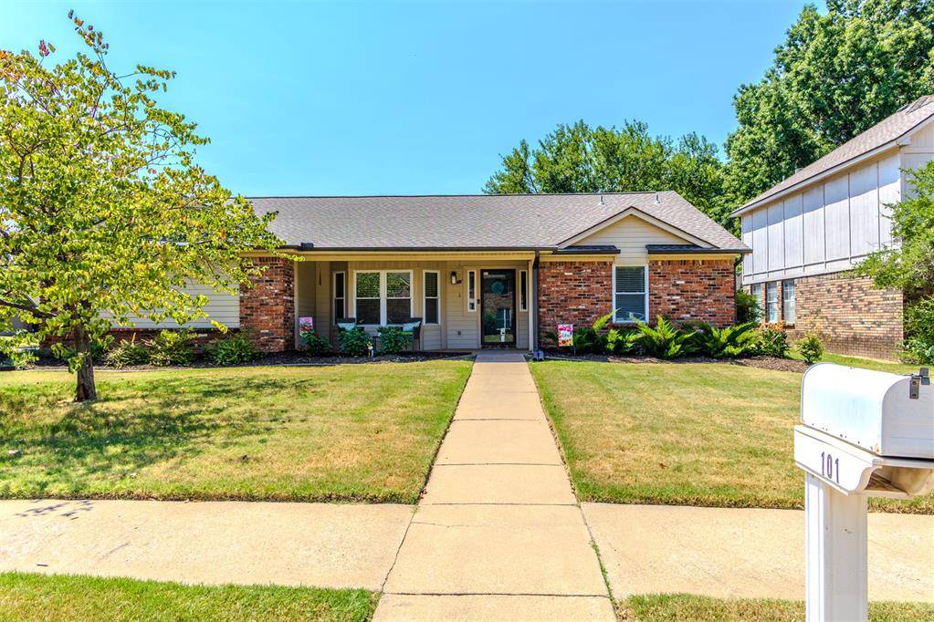 101 W Quanah ST, Broken Arrow, OK 74011