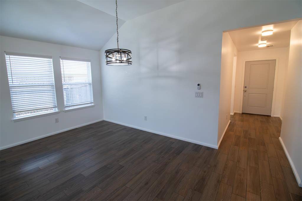 12925 NW 3rd TER, Yukon, OK 73099