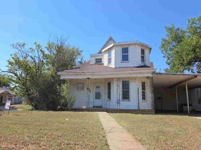321 W B AVE, Elk City, OK 73644
