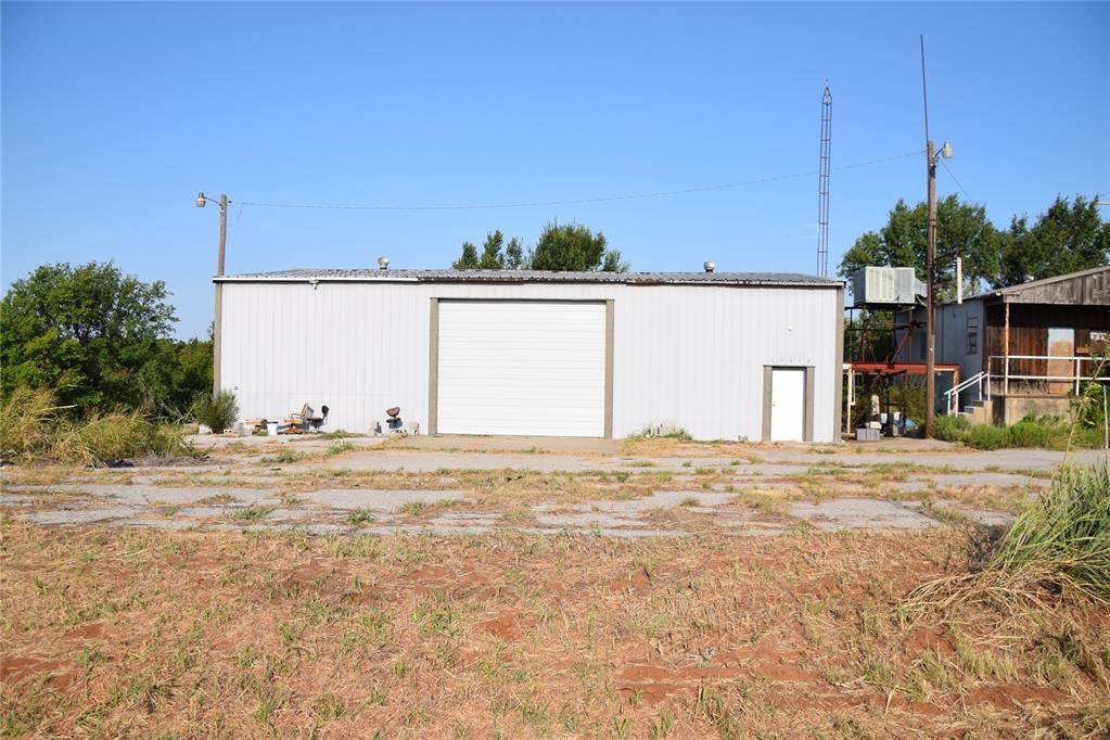 19096 N Us Highway 281 HWY, Gracemont, OK 73042