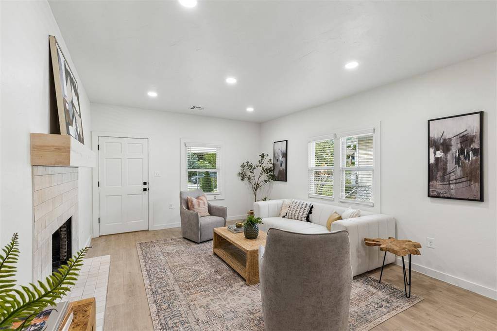525 NW 27th ST, Oklahoma City, OK 73103