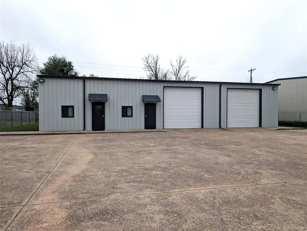 2524 NW 2nd ST, Oklahoma City, OK 73107