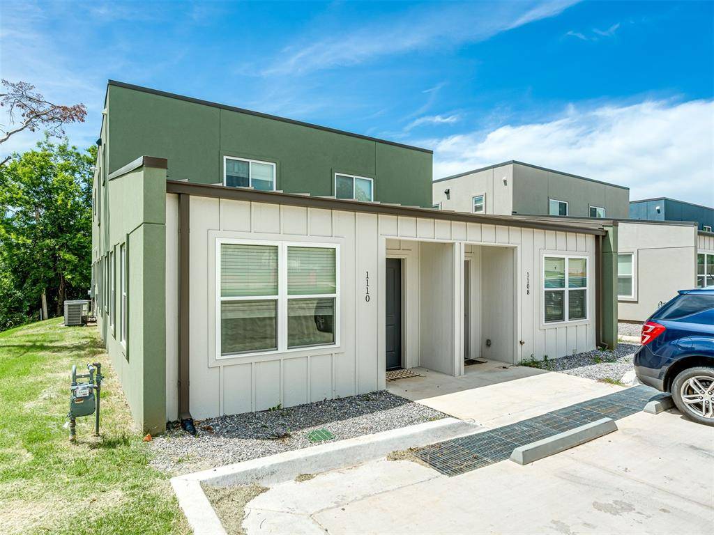 1100 E Hurd ST, Edmond, OK 73034
