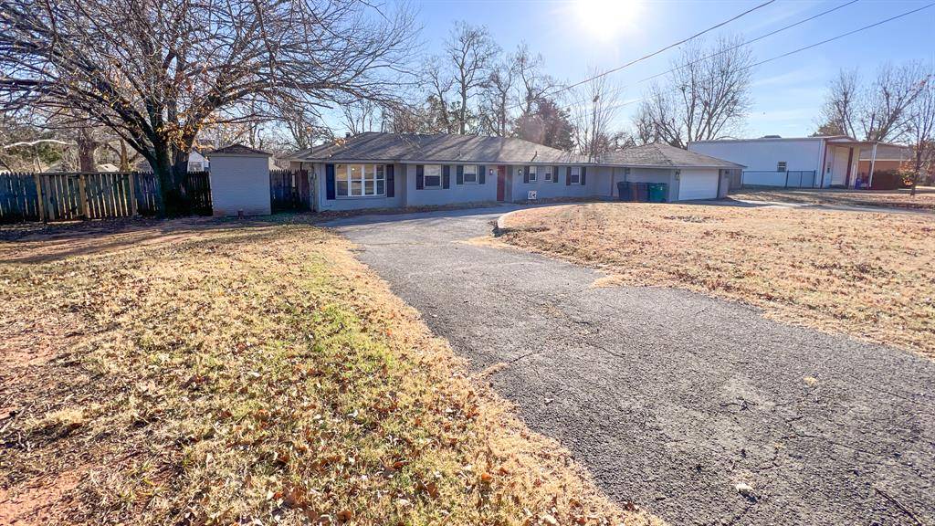 13408 Thompson RD, Edmond, OK 73013