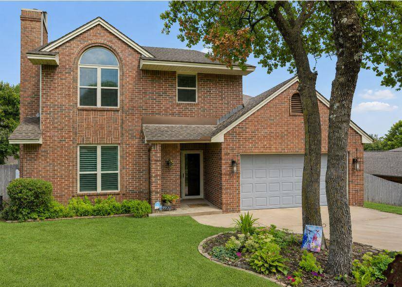 900 Carfax RD, Edmond, OK 73034