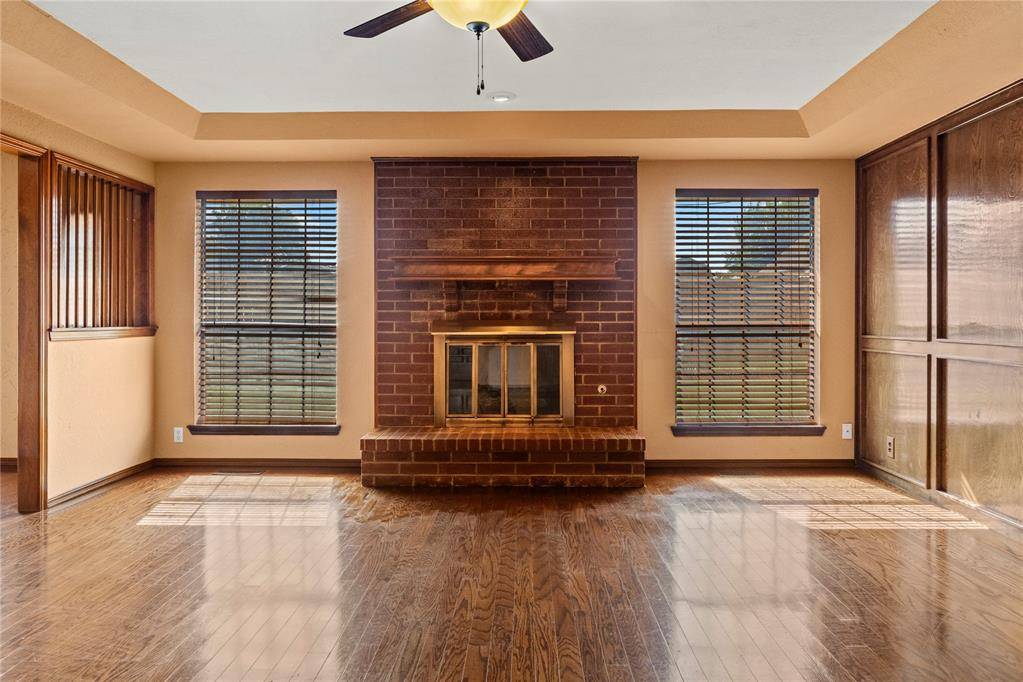 911 Claremont ST, Weatherford, OK 73096