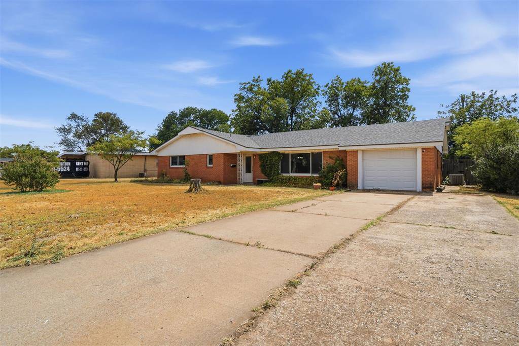 1731 N Hudson ST, Altus, OK 73521