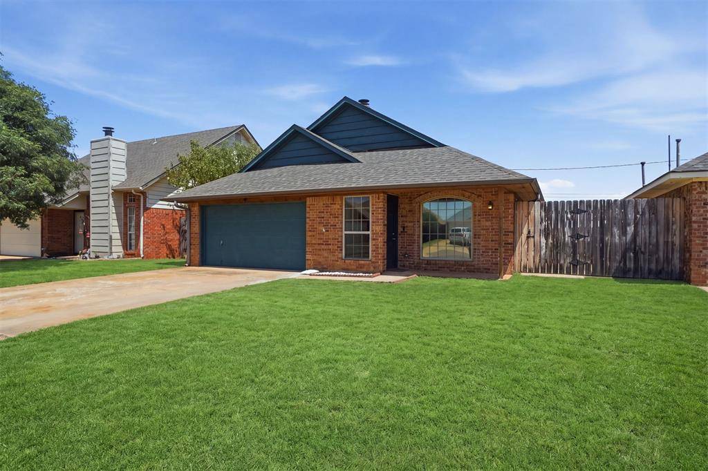 2816 Shiloh LN, Altus, OK 73521