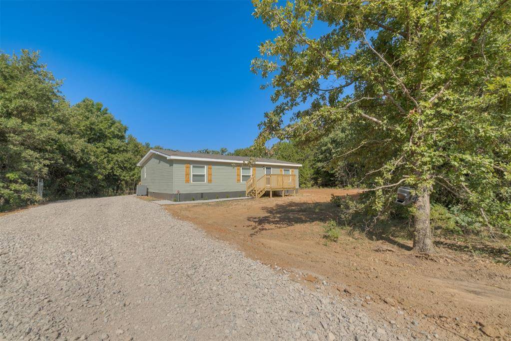 11545 Red Rock AVE, Byars, OK 74831