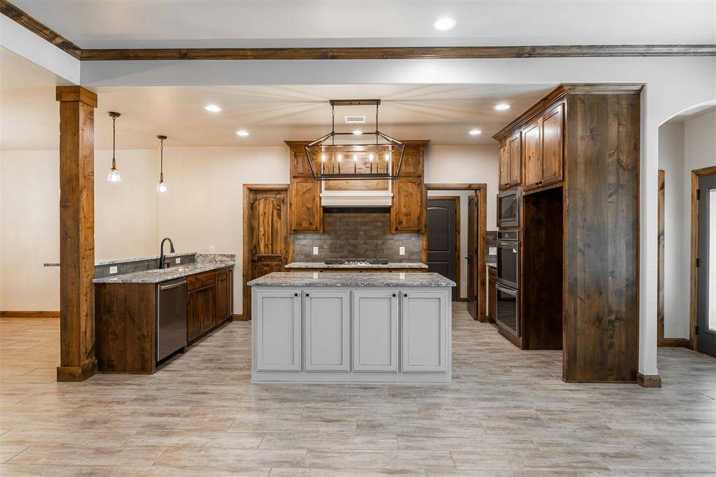 974 County Street 2984, Blanchard, OK 73010