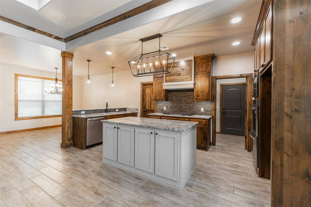 974 County Street 2984, Blanchard, OK 73010