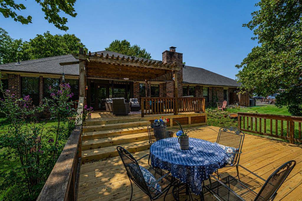 8008 Forest LN, Oklahoma City, OK 73150