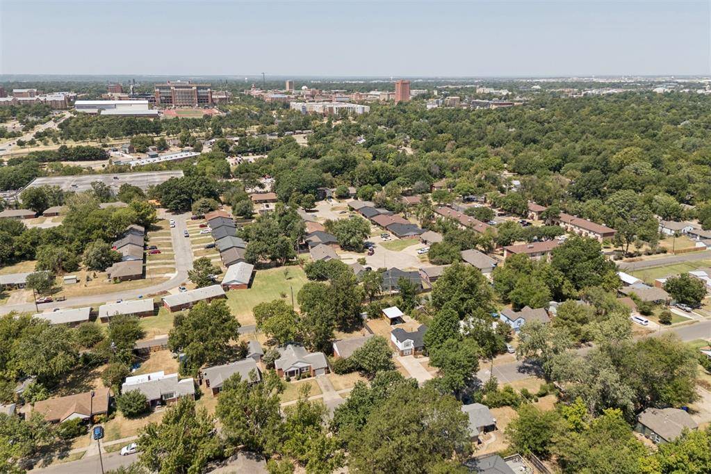 1914 Virginia ST, Norman, OK 73071