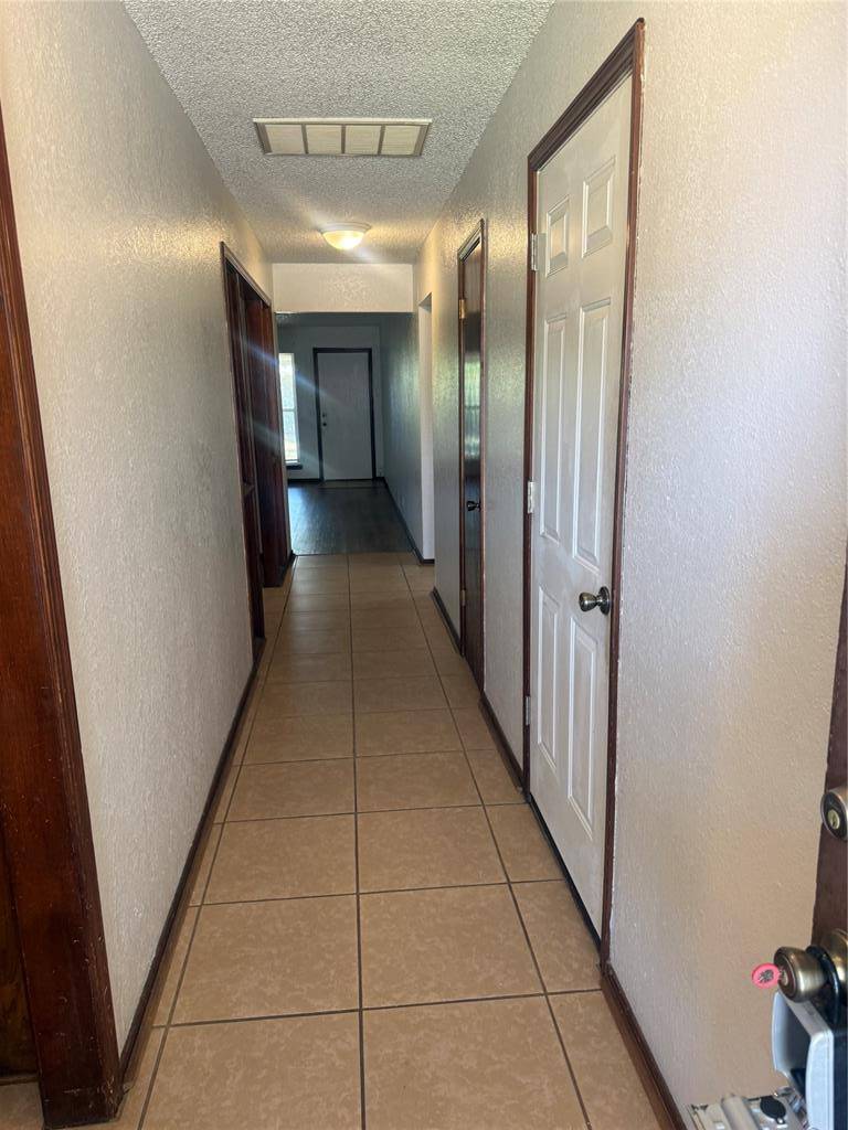 1309 Summerton PL, Yukon, OK 73099