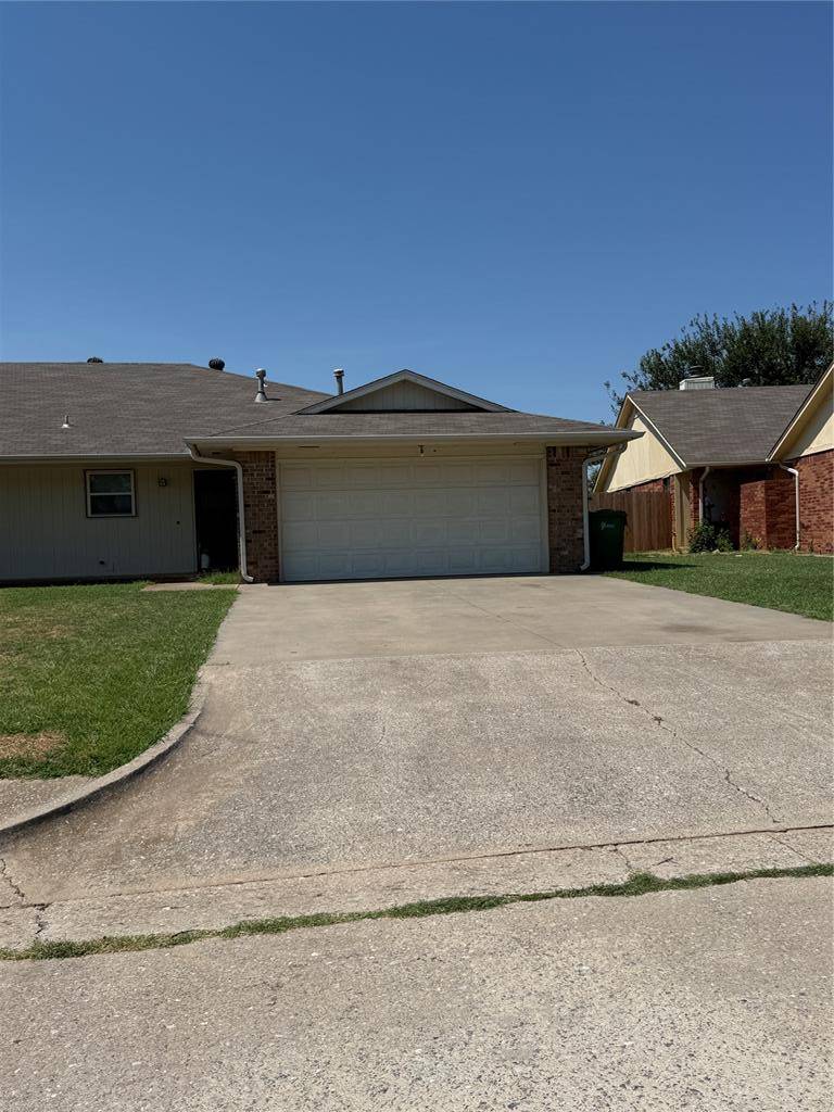 1309 Summerton PL, Yukon, OK 73099