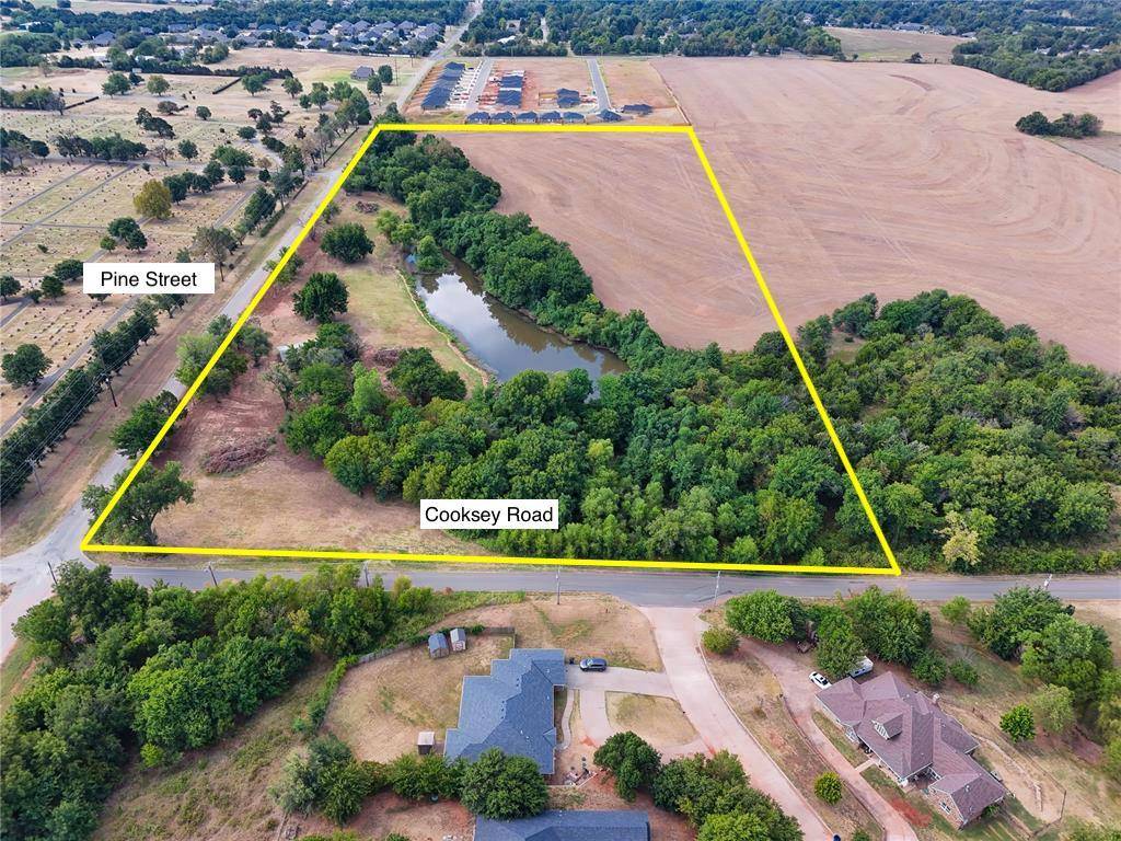 1927 N Pine ST, Guthrie, OK 73044