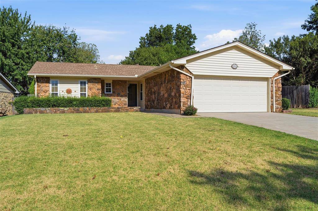 11913 O Casey ST, Yukon, OK 73099