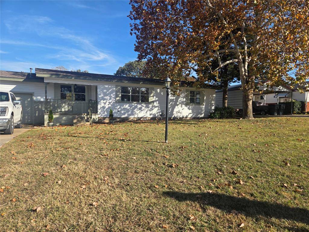 600 S Paul ST, Pauls Valley, OK 73075