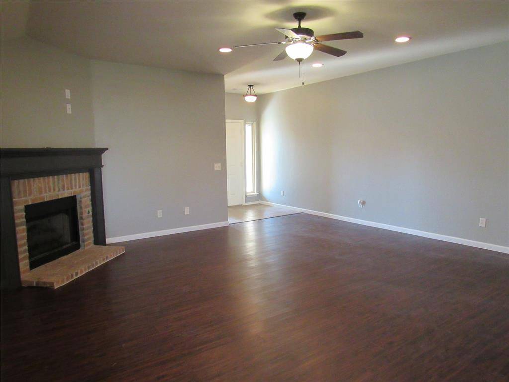 17516 Black Hawk DR, Edmond, OK 73012