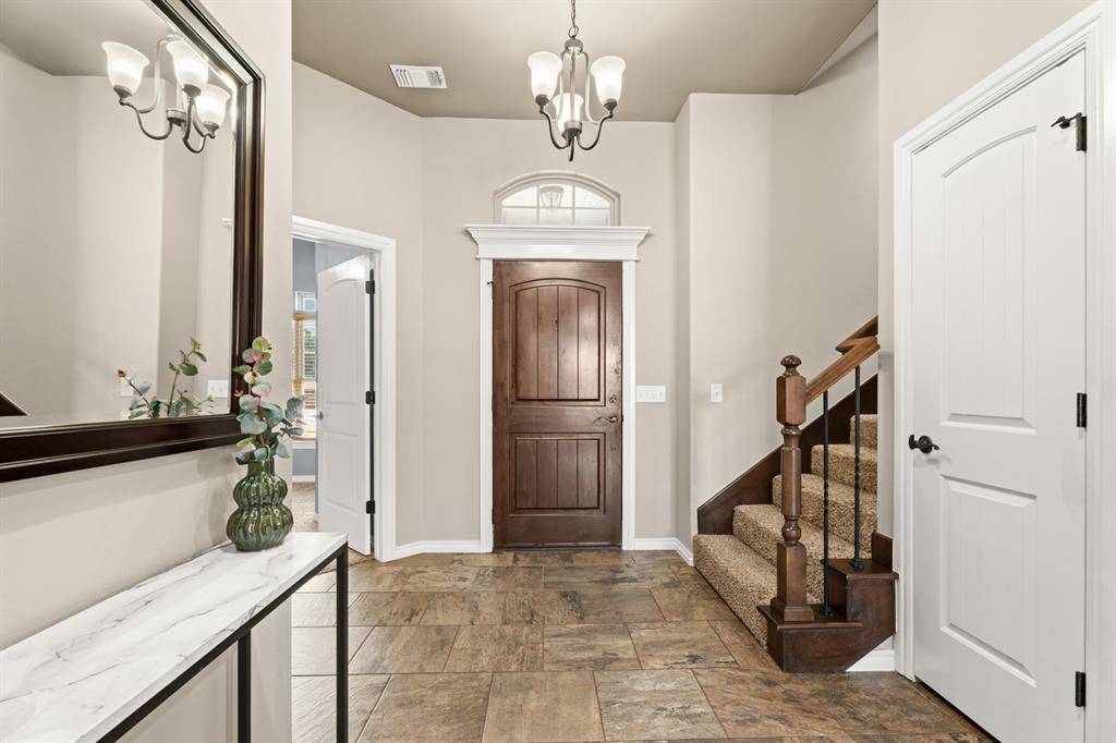 4924 Champlain PL, Edmond, OK 73025