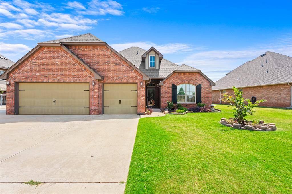 4924 Champlain PL, Edmond, OK 73025