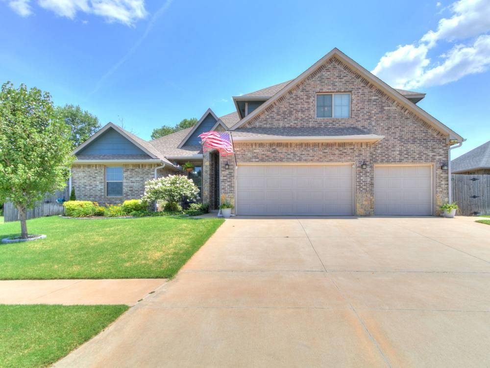 3800 Wedgewood Creek DR, Oklahoma City, OK 73179