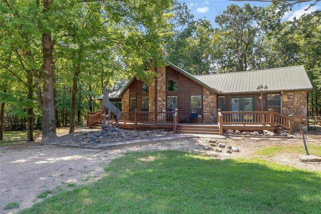 20 Woodland CIR, Broken Bow, OK 74728
