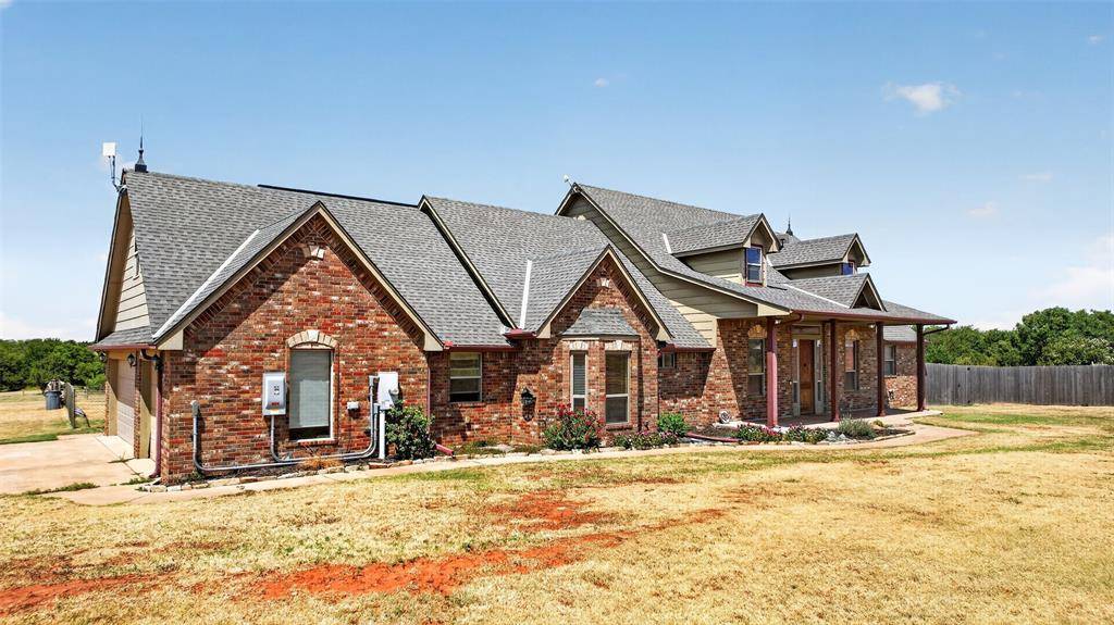 30454 Wolf Creek LN, Cashion, OK 73016