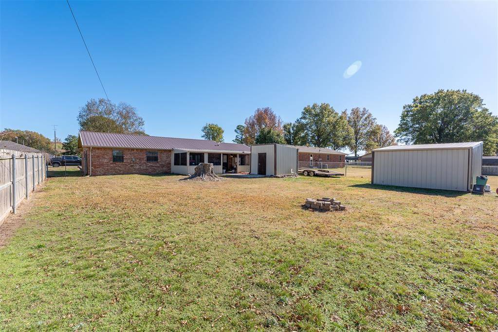 503 S 9th ST, Okemah, OK 74859