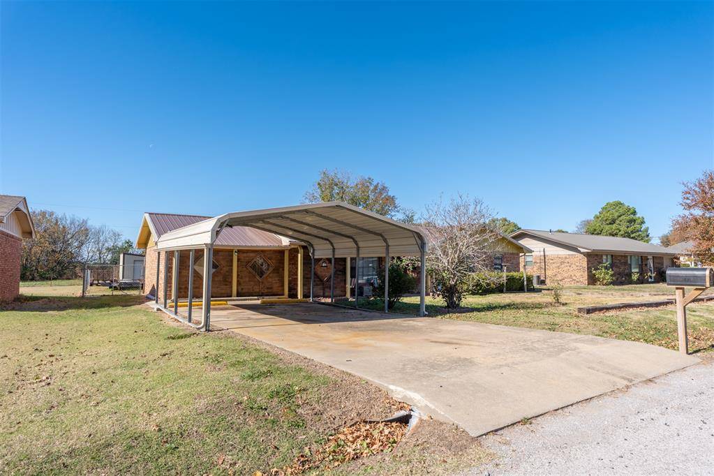503 S 9th ST, Okemah, OK 74859