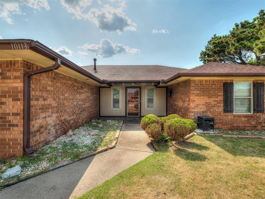 10113 Albert LN, Yukon, OK 73099