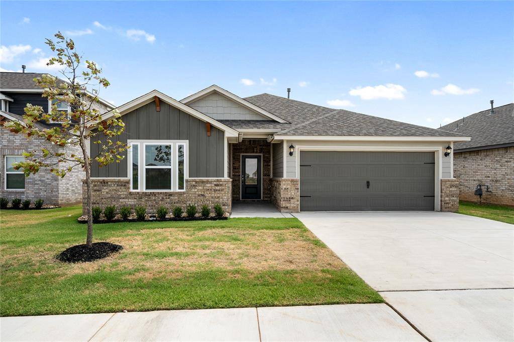 1511 Crimson Lake BLVD, El Reno, OK 73036