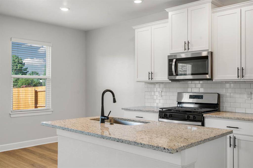 3121 Evyn BLVD, Yukon, OK 73099