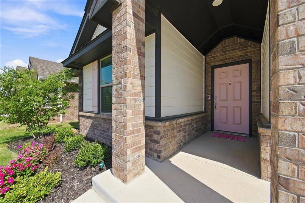 12309 SW 30th ST, Yukon, OK 73099