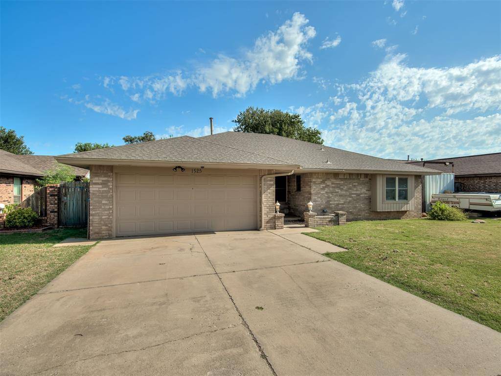 1525 SW 93rd RD, Oklahoma City, OK 73159
