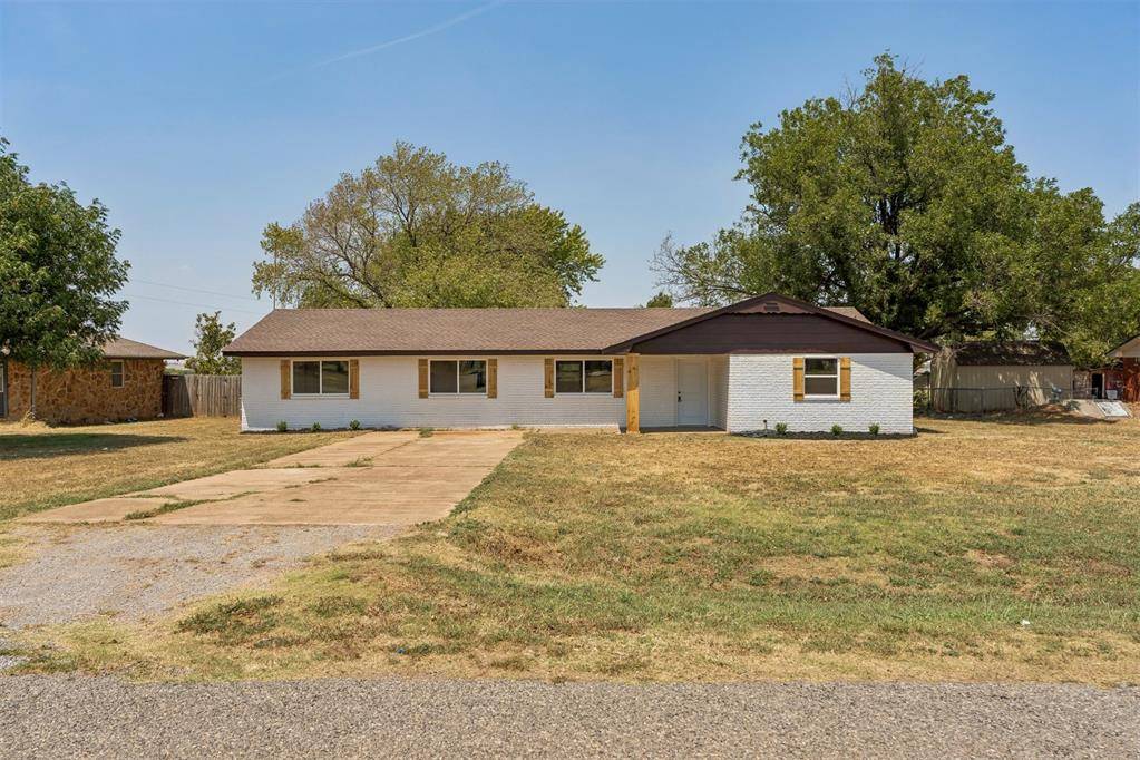 2024 E Robberts AVE, Kingfisher, OK 73750