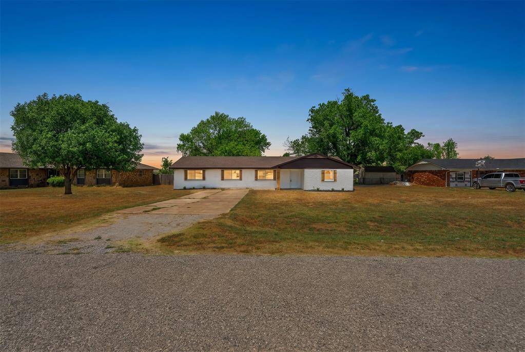 2024 E Robberts AVE, Kingfisher, OK 73750