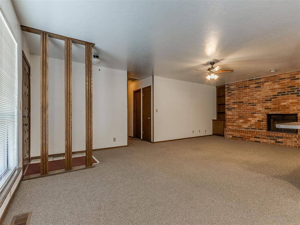 105 Willow Branch RD #105-107, Norman, OK 73072