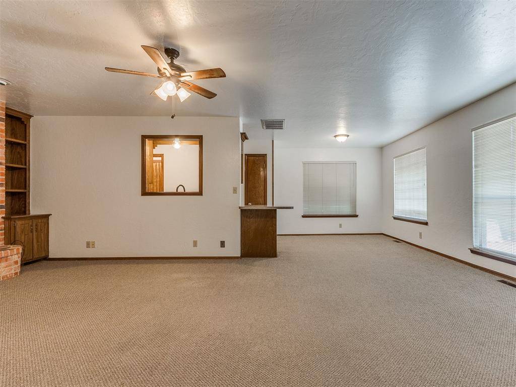 105 Willow Branch RD #105-107, Norman, OK 73072