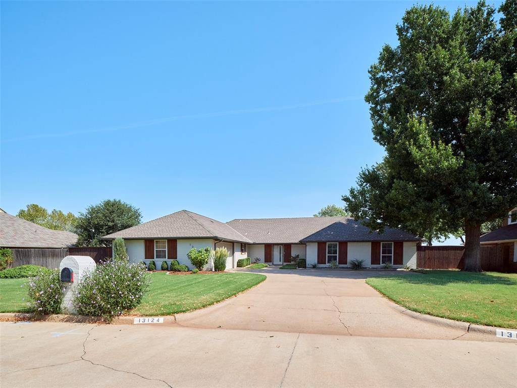13124 Saint Andrews DR, Oklahoma City, OK 73120