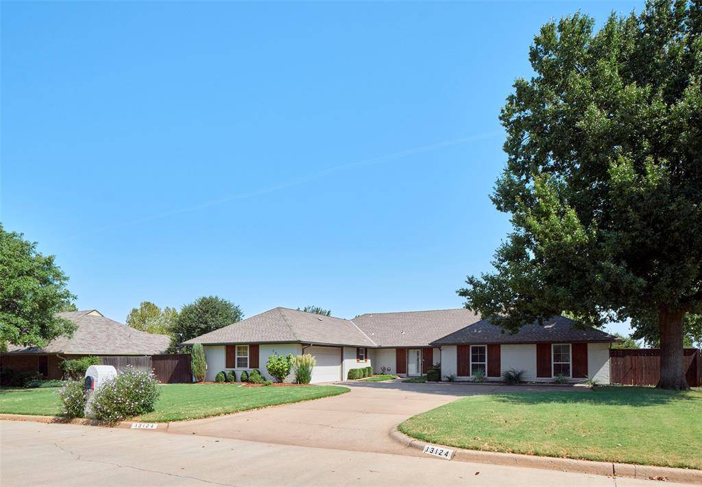 13124 Saint Andrews DR, Oklahoma City, OK 73120