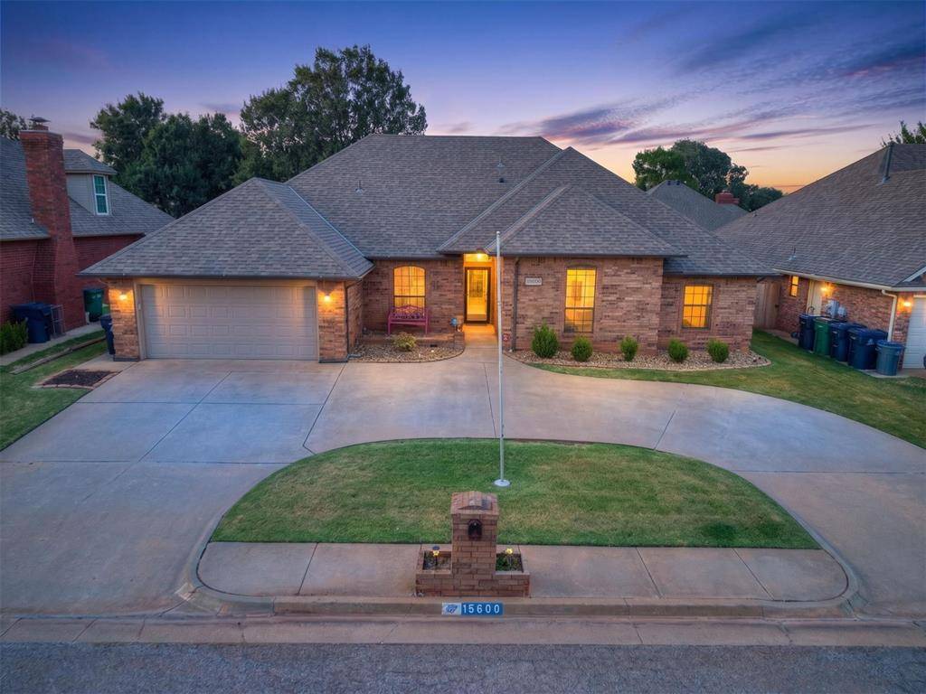 15600 Allegheny DR, Edmond, OK 73013