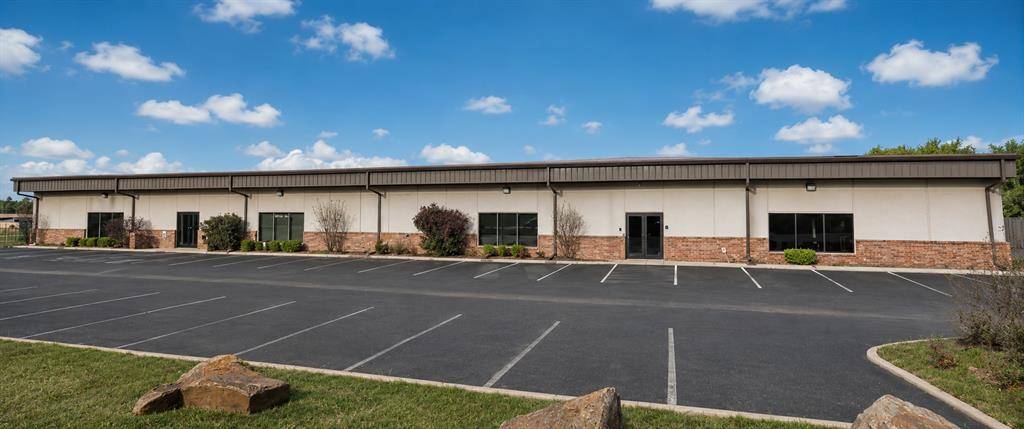 9101 S I 35 Service RD, Oklahoma City, OK 73160